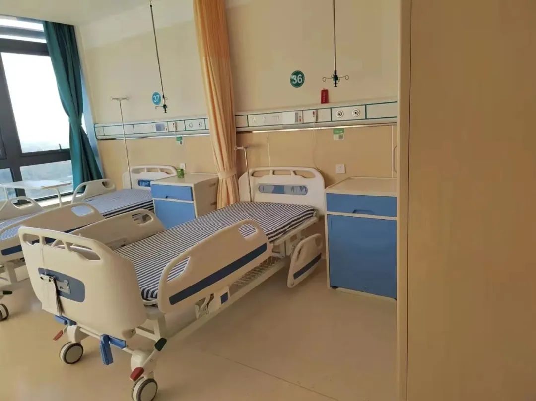 无机预涂板的特点、优势以及如何正确应用于医院装修中